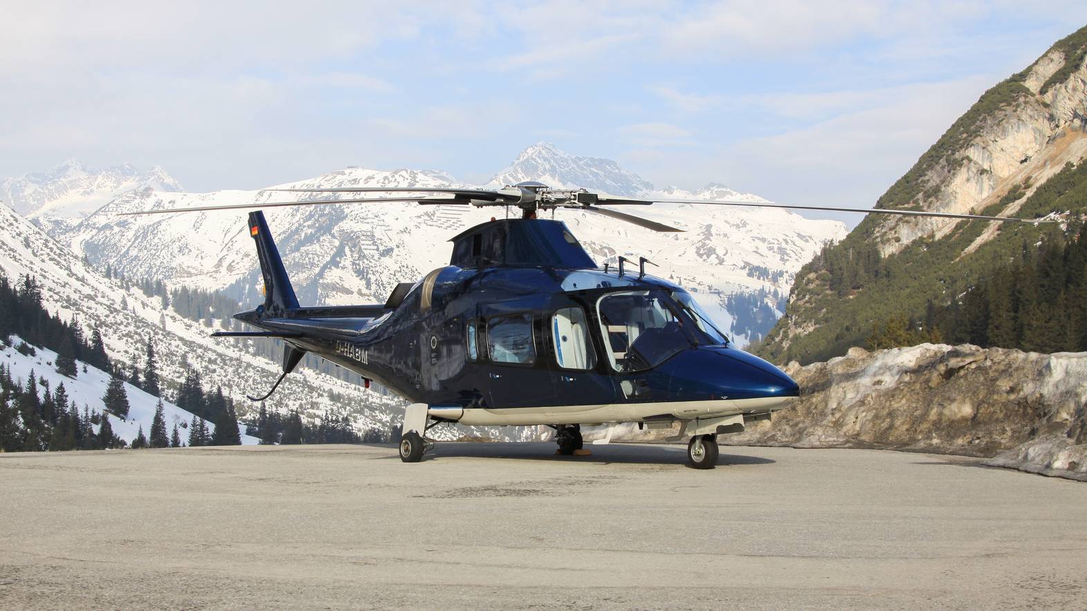 Agusta A109 Geneva - Zermatt helicopter flights